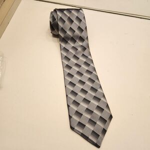 Arrow Men's Tie Gray Black Geometric 100% Imported Silk Necktie